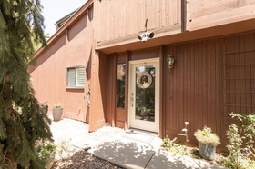 Photo 3 for 48 N White Barn Dr