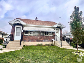 Photo 1 for 7659 S Lincoln St