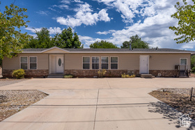 Photo 2 for 975 S 400 East