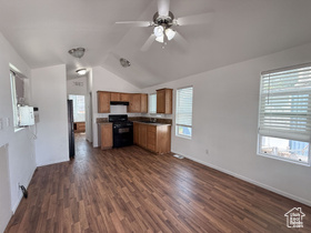 Photo 3 for 200 N Harrisville Rd #8