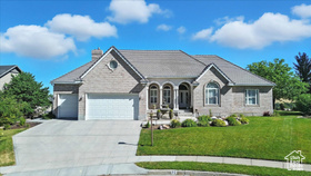 Photo 1 for 27 Canterbury Ln