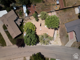 Photo 6 for 481 W Oak Crest Dr