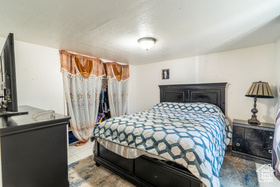 Photo 4 for 190 Kings Ct
