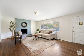 Photo 6 for 5726 S Highland Dr