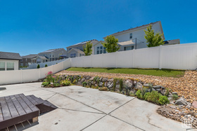 Photo 6 for 2123 N Wallflower Dr