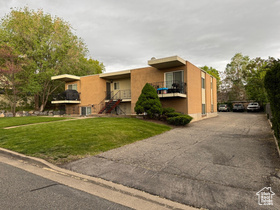Photo 3 for 266 E Center St