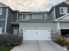 Photo 1 for 7579 N Cottage Ln