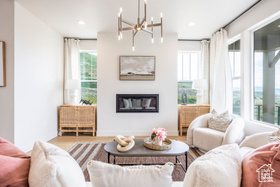 Photo 6 for 5999 N Fairview Dr #229