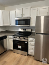 Photo 3 for 1455 N Amiron Way #A