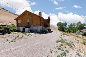 Photo 5 for 440 N Quarry Rd
