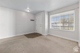 Photo 4 for 2474 N Dorchester Ave