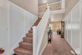 Photo 3 for 5319 W Elsmere Ln