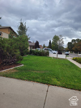 Photo 4 for 6924 S 2160 West