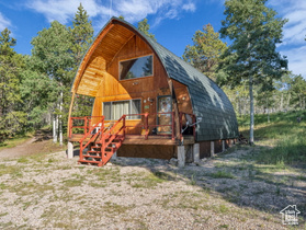 Photo 4 for 1303 Deer Ln #11-C