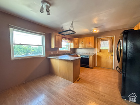 Photo 6 for 215 N Center St