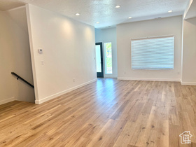 Photo 4 for 620 N Orchard Dr #15