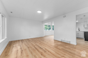 Photo 5 for 4176 S Oak Meadows Dr #10