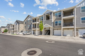 Photo 2 for 1776 W Newcastle Ln #A301