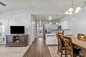 Photo 6 for 1776 W Newcastle Ln #A301