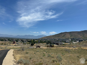 14820 S Majestic Oaks Ln MLS #2098713