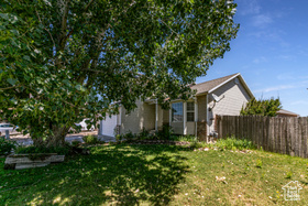 Photo 6 for 114 E Mountain Valley Ct