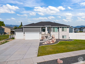 Photo 1 for 895 Dunes Dr