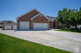 Photo 3 for 12073 S Moonwalk Cir
