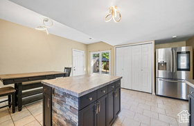 Photo 5 for 302 Odell Ln