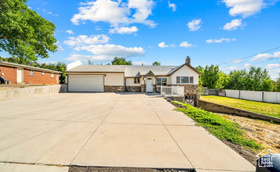 Photo 1 for 302 Odell Ln