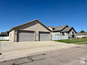 Photo 4 for 6049 S 3850 West