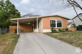 Photo 3 for 1228 N Jefferson Ave