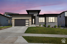 Photo 1 for 5502 N Valley View Rd
