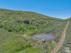 Photo 4 for 2348 N Miles Hollow Rd #26