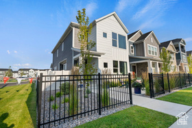 Photo 2 for 10022 N Loblobby Ln #713