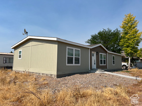 Photo 3 for 812 S 610 West