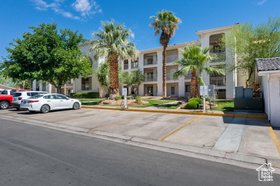 Photo 2 for 1845 W Canyon Dr #108