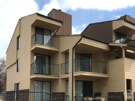 Photo 2 for 2176 S Bearlake Blvd Blvd #353-55