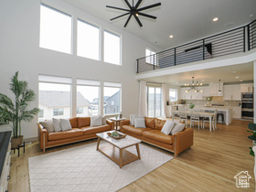 Photo 4 for 3248 S Forest Ave