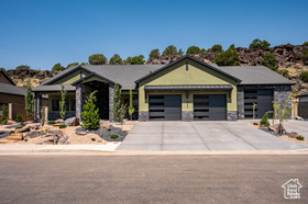 Photo 3 for 2290 S Canyon Cir