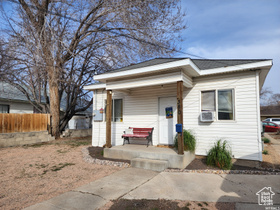Photo 2 for 380 N 4th Ave