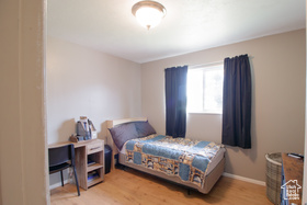 Photo 5 for 337 Birchwood Dr