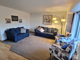 Photo 3 for 1466 Earl Cir