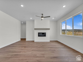 Photo 5 for 7042 Woods Rose Dr
