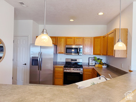 Photo 4 for 1208 S Meadow Fork Rd #2