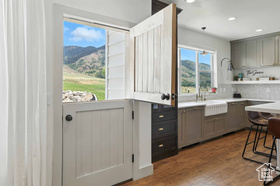 Photo 5 for 6605 N Country Ln