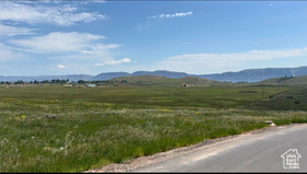 2756 S Country Club Dr MLS #2099725