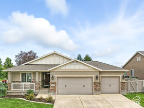 Photo 3 for 519 Stone Way