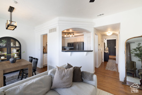 Photo 6 for 157 E Flowerfield Dr