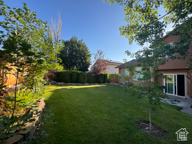 Photo 2 for 6022 S Park Wood Dr