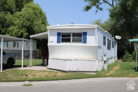 Photo 1 for 1177 E La Contessa Dr